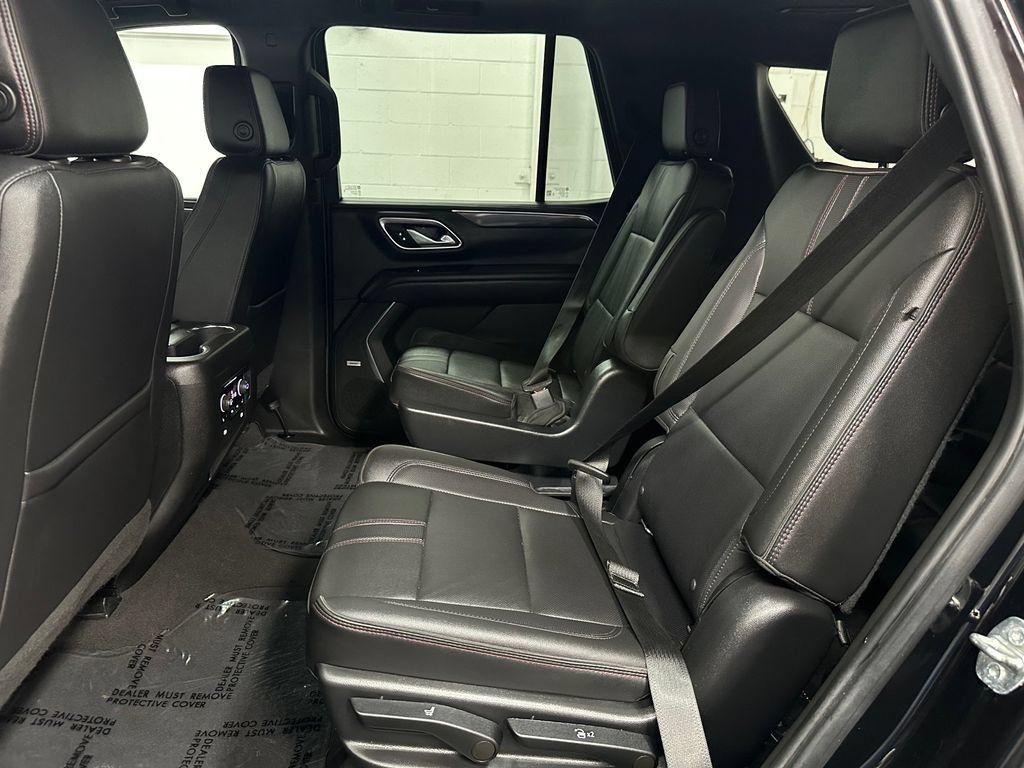 Used 2022 Chevrolet Tahoe RST w/ Luxury Package AWD/4WD image 21