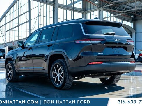 Used 2023 Jeep Grand Cherokee L Limited AWD/4WD image 29
