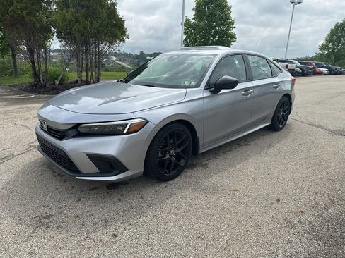 Used 2024 Honda Civic Sport image 6