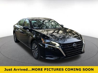 Used 2025 Nissan Altima 2.5 SV