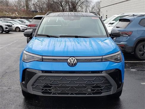 New 2026 Volkswagen Taos SE image 5