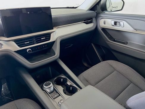 New 2026 Ford Explorer Active AWD/4WD image 28