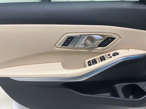 Used 2023 BMW 330i xDrive 330i xDrive w/ Driving Assistance Package image 20