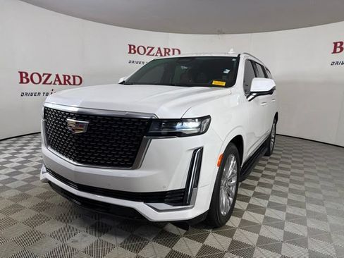 Used 2022 Cadillac Escalade Premium Luxury w/ Performance Package RWD image 4