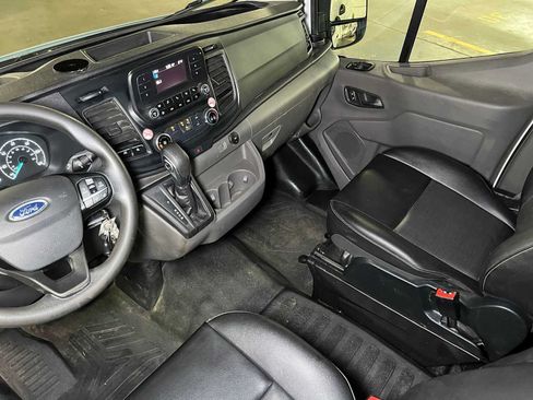 Used 2023 Ford Transit 250 Medium Roof AWD w/ Load Area Protection Package image 33