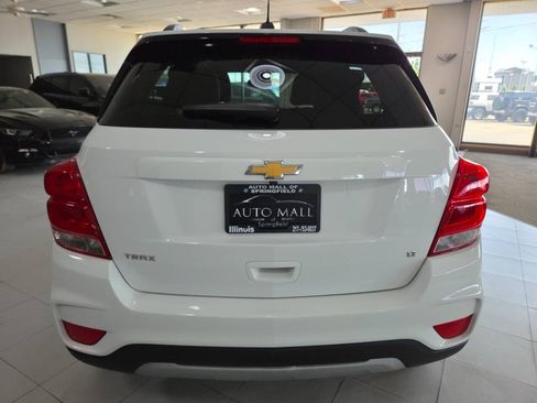 Used 2019 Chevrolet Trax LT w/ LT Convenience Package FWD image 6