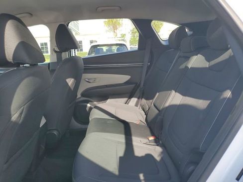 Certified 2024 Hyundai Tucson SE FWD image 25