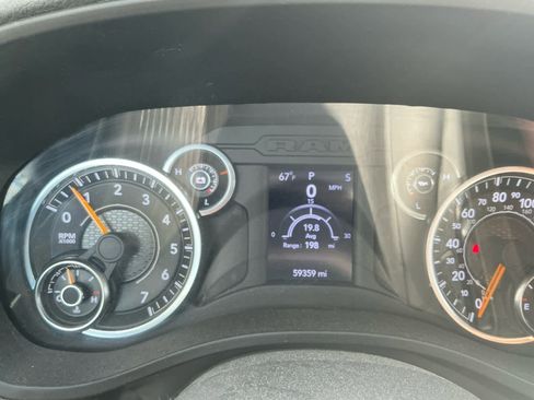 Used 2022 RAM 1500 Big Horn AWD/4WD image 15