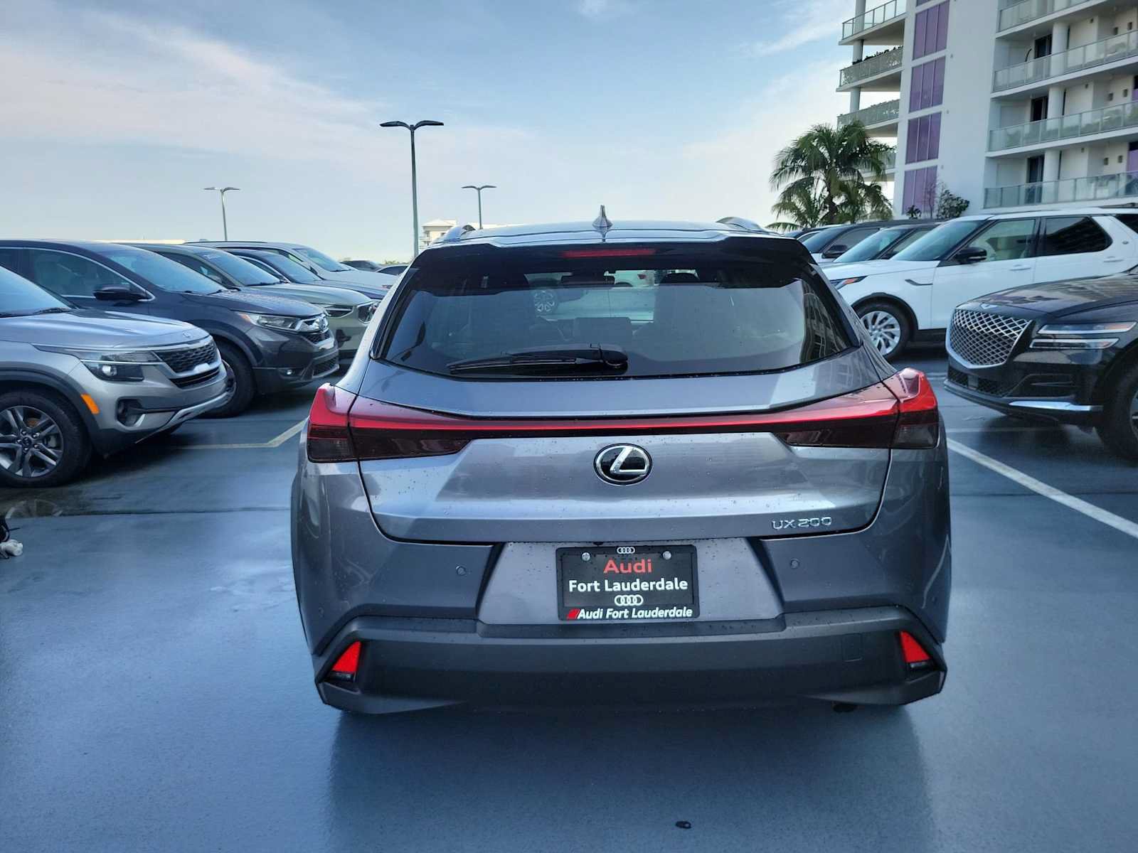 Used 2020 Lexus UX 200 w/ Premium Package FWD image 5