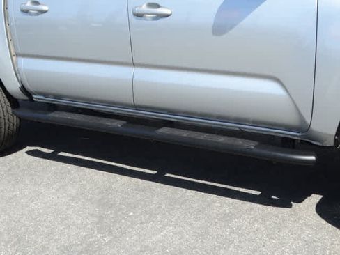 Used 2023 Toyota Tacoma SR AWD/4WD image 9