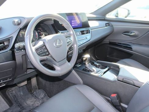 Certified 2023 Lexus ES 350 w/ Premium Package image 12