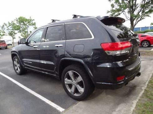 Used 2015 Jeep Grand Cherokee Overland AWD/4WD image 7
