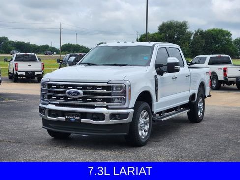 New 2026 Ford F250 Lariat w/ Chrome Package AWD/4WD image 3