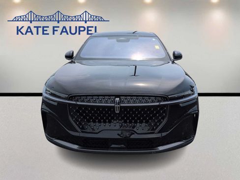 Used 2025 Lincoln Nautilus Premier w/ Jet Appearance Package AWD/4WD image 2