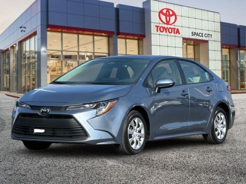 New 2026 Toyota Corolla LE FWD image 2