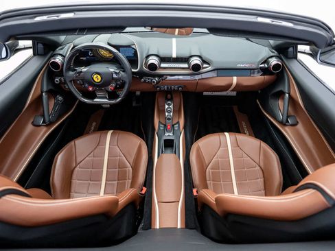 Used 2022 Ferrari 812 GTS RWD image 20