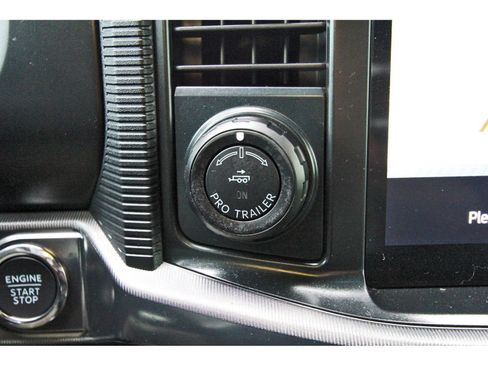 Used 2025 Ford F150 Raptor AWD/4WD image 27