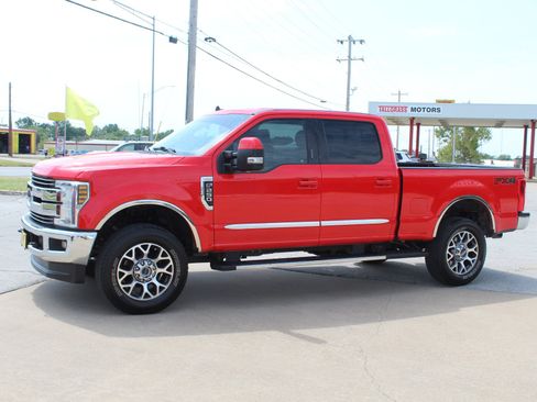 Used 2019 Ford F250 Lariat w/ Lariat Value Package AWD/4WD image 10