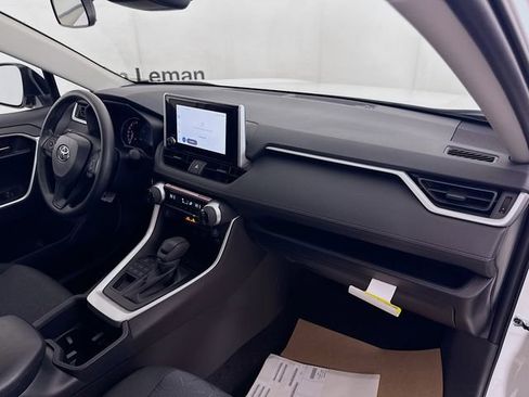 New 2025 Toyota RAV4 XLE image 26