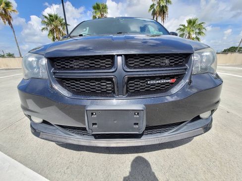 Used 2015 Dodge Grand Caravan SXT w/ Blacktop Package FWD image 12