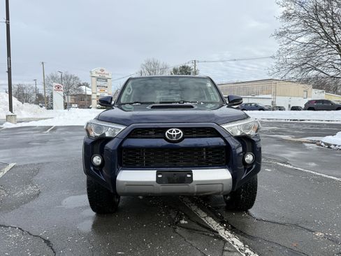 Used 2018 Toyota 4Runner TRD Off-Road Premium image 14