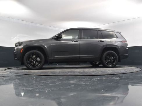 New 2025 Jeep Grand Cherokee L Limited w/ Black Appearance Package image 53