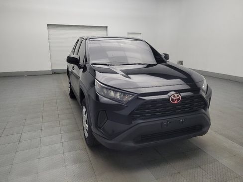 Used 2022 Toyota RAV4 LE image 13