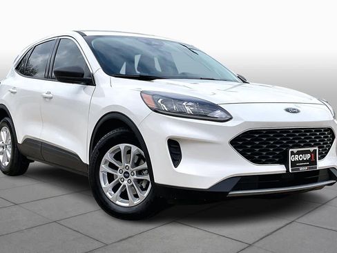 Used 2022 Ford Escape SE w/ Convenience Package image 3