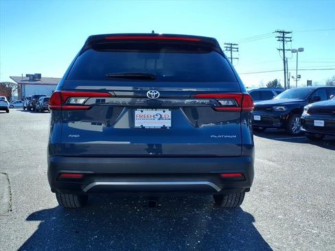 Used 2024 Toyota Grand Highlander Platinum image 22