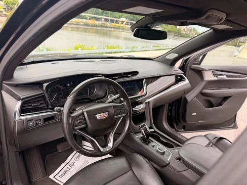 Used 2021 Cadillac XT6 Premium Luxury AWD/4WD image 11