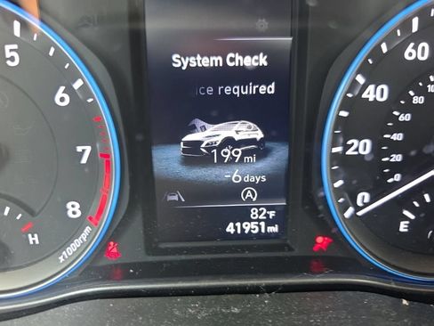 Used 2023 Hyundai Kona SEL AWD/4WD image 13