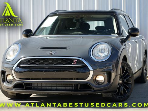 Used 2019 MINI Cooper Clubman S image 1