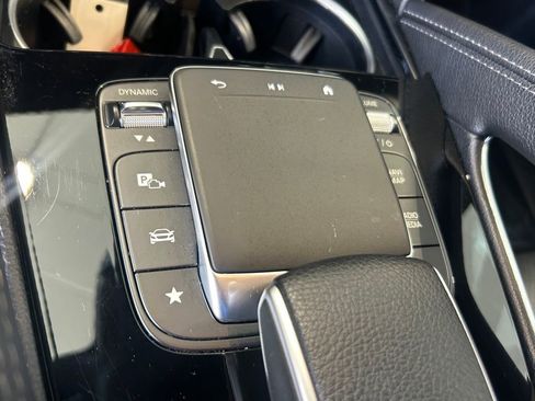 Used 2024 Mercedes-Benz GLE 450e 4MATIC image 15