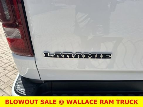 Used 2023 RAM 1500 Laramie AWD/4WD image 10