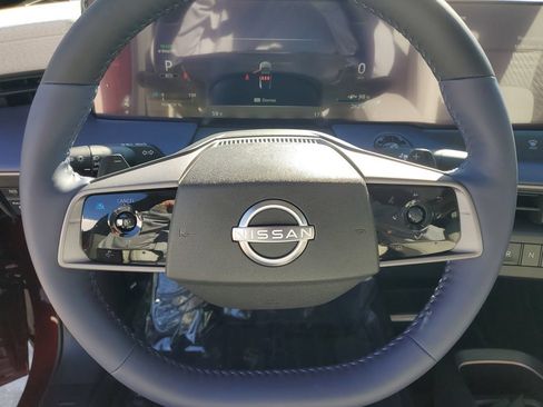 New 2026 Nissan Leaf Platinum+ w/ Cargo Package (Platinum+) FWD image 12