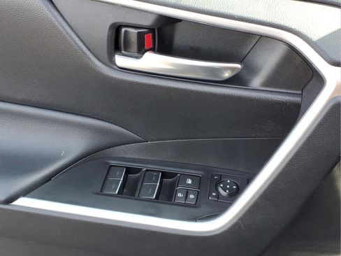 Used 2024 Toyota RAV4 XLE image 16