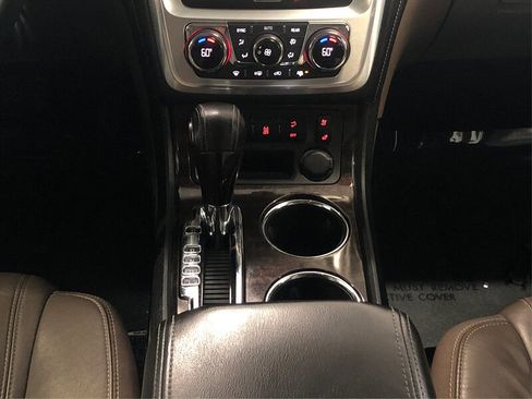 Used 2013 GMC Acadia SLT image 28
