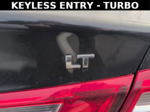 Used 2023 Chevrolet Malibu LT image 5