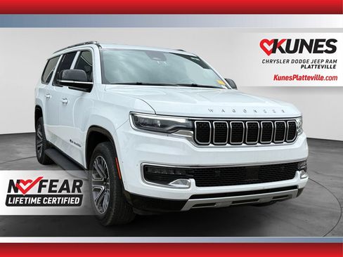 Used 2025 Jeep Wagoneer L Series II AWD/4WD image 1