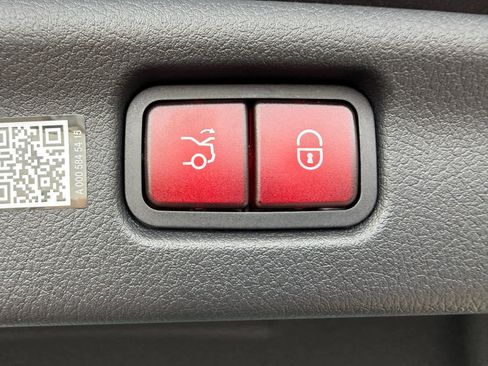 New 2026 Mercedes-Benz C 36 AMG S image 36