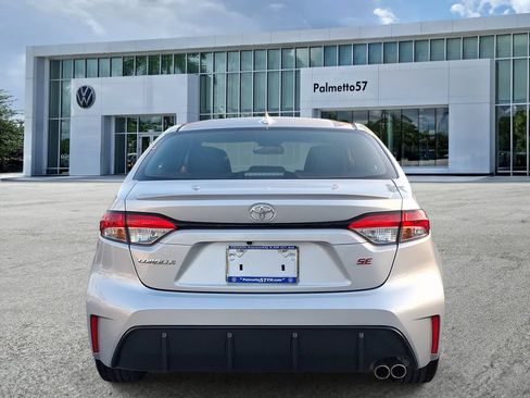Used 2025 Toyota Corolla SE FWD image 5