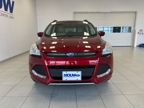 Used 2014 Ford Escape SE w/ Equipment Group 201A image 3