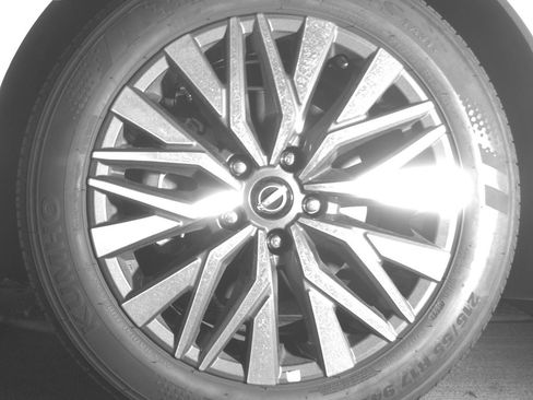 Used 2025 Nissan Altima 2.5 SV image 12