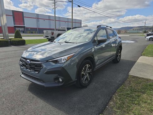 Used 2024 Subaru Crosstrek 2.0i Premium image 7