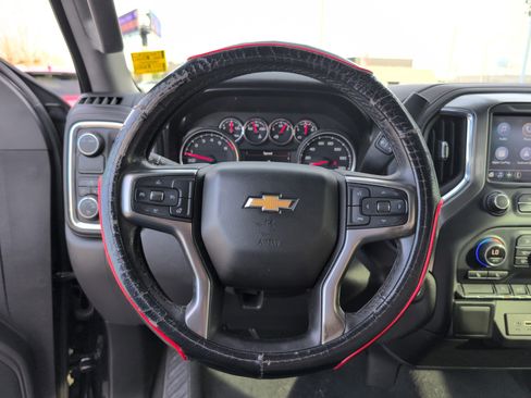 Used 2021 Chevrolet Silverado 1500 LT image 23