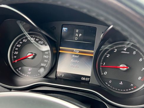 Used 2019 Mercedes-Benz GLC 300 4MATIC Coupe image 23