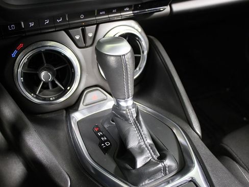 Used 2017 Chevrolet Camaro LT RWD image 16