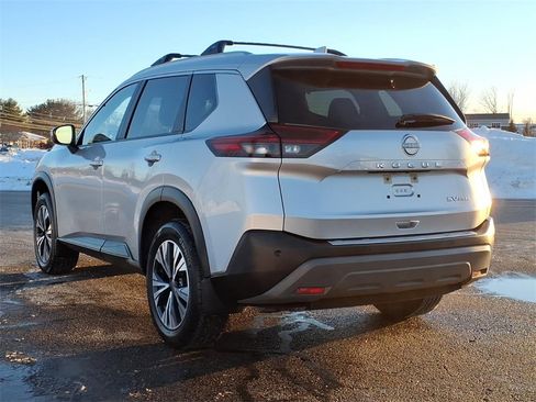 Certified 2022 Nissan Rogue SV w/ SV Premium Package image 30