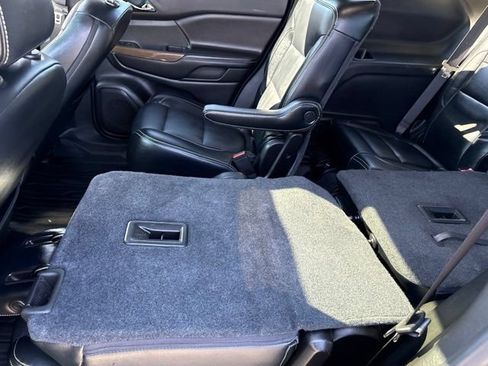 Used 2019 GMC Acadia SLE w/ Driver Alert Package I AWD/4WD image 8