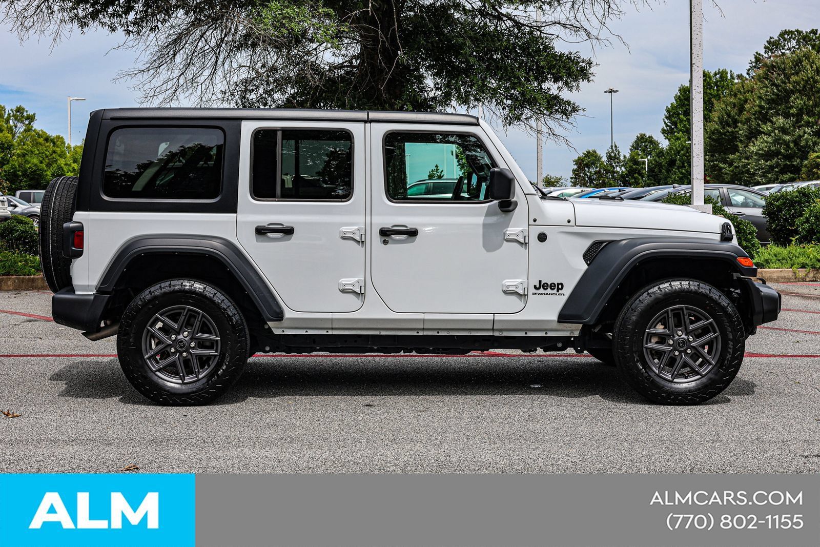 Used 2025 Jeep Wrangler Unlimited Sport AWD/4WD image 10
